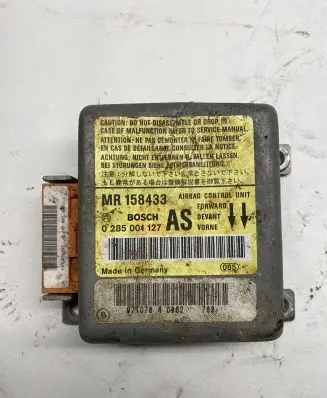 Nissan Terrano Airbag control unit/module 0285001127