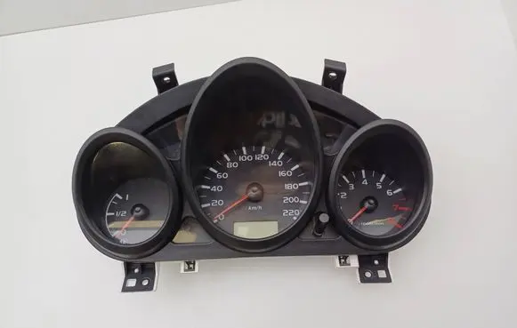 Speedometer (instrument cluster)