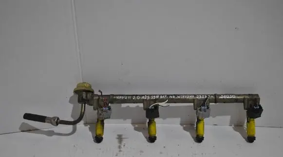 Toyota RAV 4 (XA20) Fuel main line pipe 23250-28050