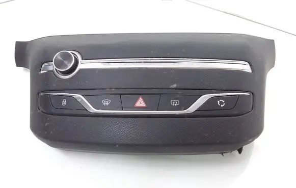 Peugeot 308 Hazard light switch 96777660
