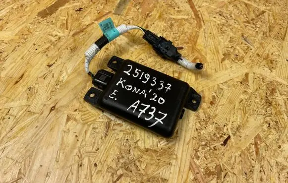 Hyundai Kona I Blind spot module 99150K4010 AB302A3411 D10011237