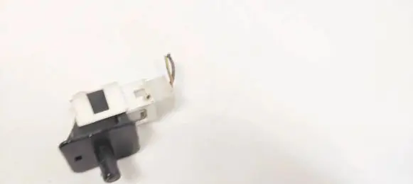 Mercedes-Benz E W211 Front door sensor coupe 2028209410 30011501