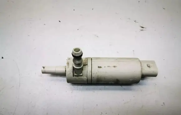 Mercedes-Benz R W251 Headlight washer pump 