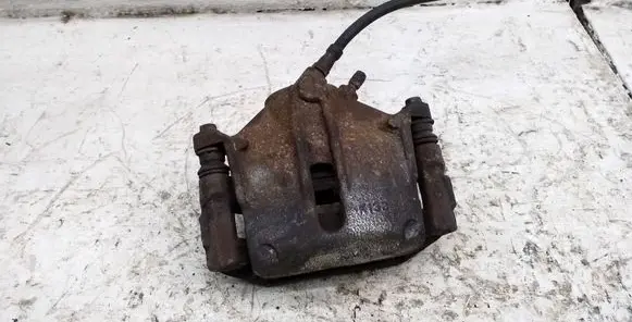Ford Mondeo Mk III Front brake caliper