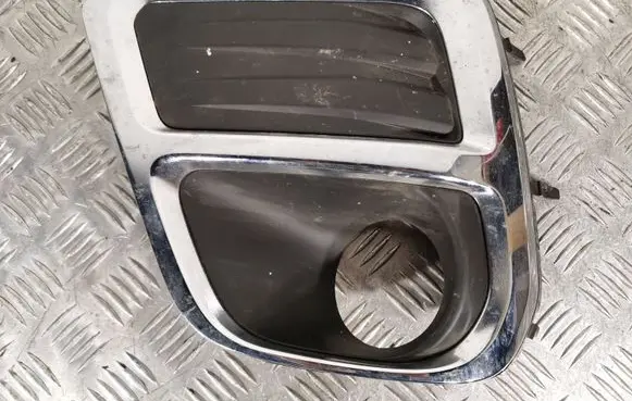 Subaru Forester SK Front fog light trim/grill C160101850 57731SJ070