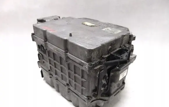 Lexus GS 250 350 300H 450H Voltage converter inverter G9200-50011