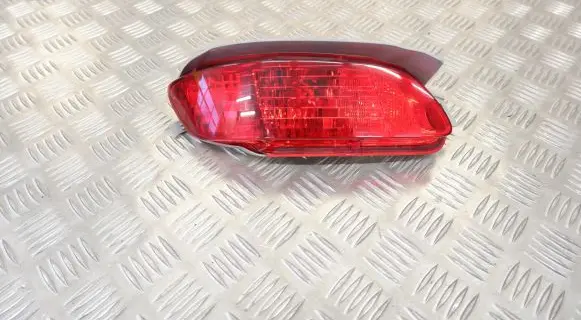 Lexus RX 330 - 350 - 400H Rear fog light 8192048030 8192048031