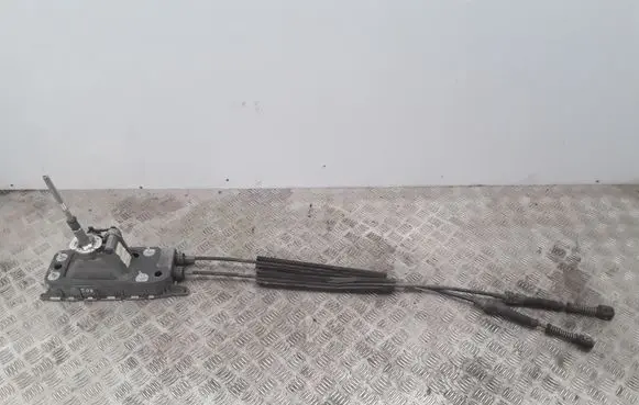 Volkswagen Golf V Gear shifter/selector 1K0711061B 1K0711091A