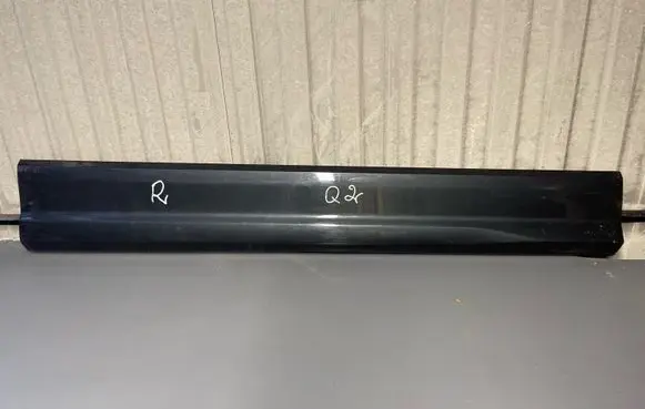 Audi Q2 - Front door trim (molding) 81A853960B