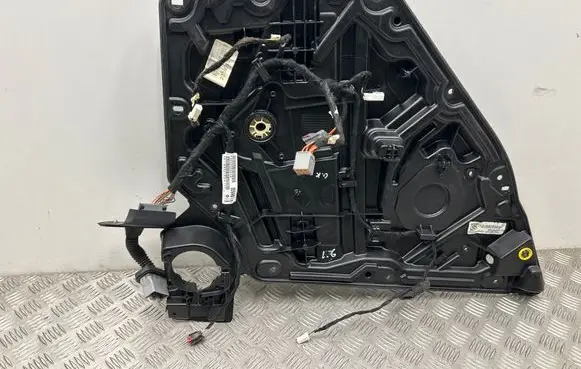 Dodge Charger Rear window lifting mechanism without motor 156054332