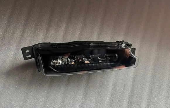 BMW X3 G01 Front fog light 9492771