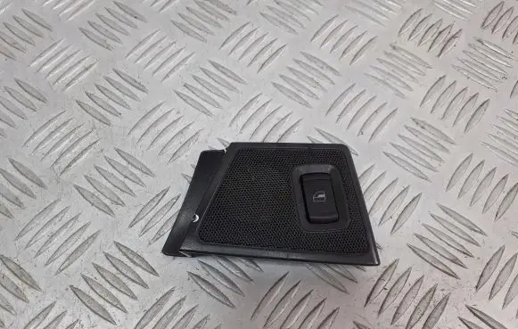Skoda Octavia Mk1 (1U) Electric window control switch 3B0959855