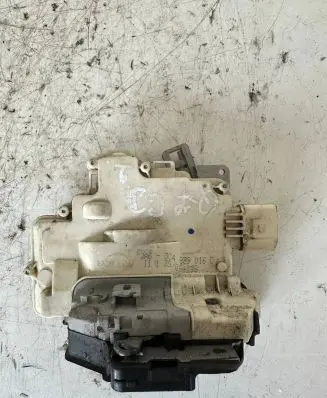 Audi Q7 4L Rear door lock 3C4839016C