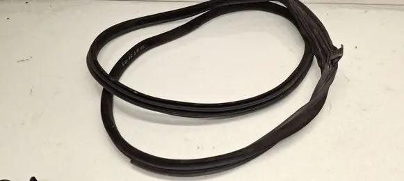 BMW 6 F12 F13 Front door rubber seal 7221326