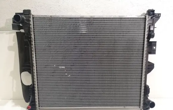 Chrysler Voyager Coolant radiator