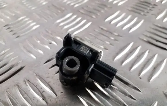 Nissan Juke I F15 Airbag deployment crash/impact sensor 988301EA0A