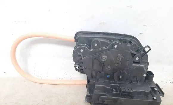 BMW 5 G30 G31 G38 Rear door lock 7477689 51227281943