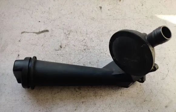 Volkswagen II LT Oil fill pipe 074115308B