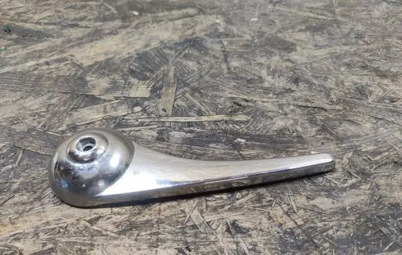 Jaguar XJS Seat adjustment handle BCC7509