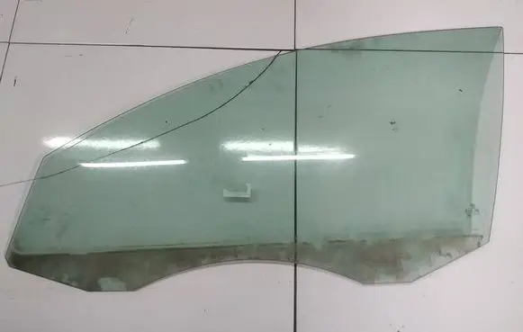 Volkswagen PASSAT B6 Front door window glass four-door AS2