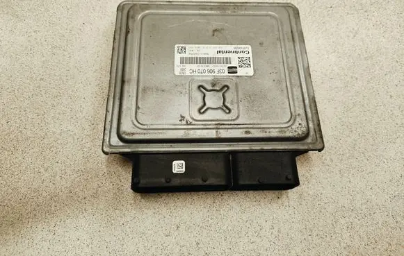 Seat Leon (1P) Engine control unit/module 03F906070HC 03F907309AG