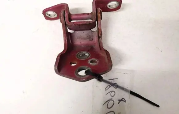 Mazda 5 Rear door lower hinge