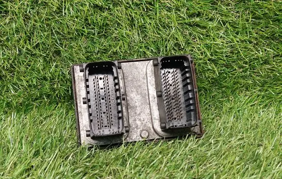 Opel Astra H Engine control unit/module ECU 2037557 20375571
