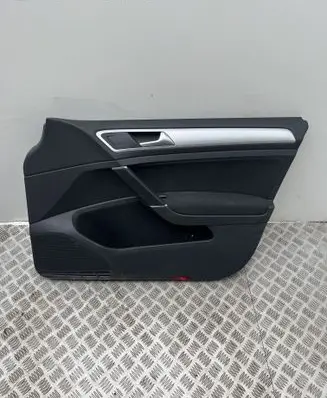Volkswagen Golf VII Front door card panel trim