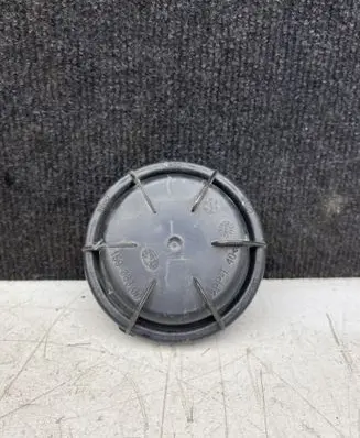 Mercedes-Benz Vito Viano W639 Headlight/headlamp dust cover 15933300