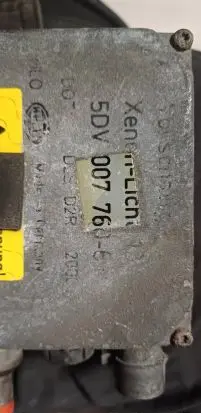 Volkswagen PASSAT B5.5 Headlight ballast module Xenon 5dv007760