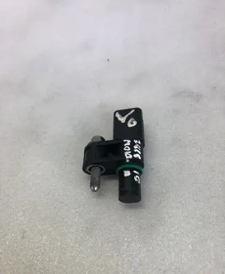 Opel Mokka B Camshaft position sensor 9688725080