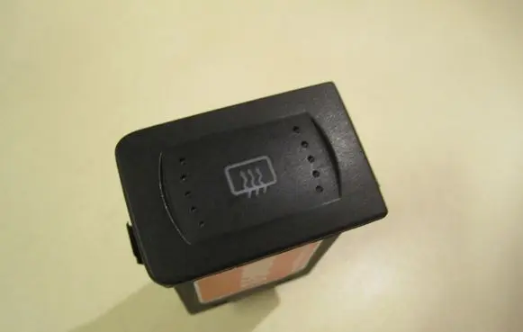 Volkswagen Golf IV Windscreen/window heater switch 1J0953235A
