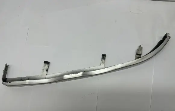 BMW 3 E46 Under headlight/headlamp trim 51.13-8208481