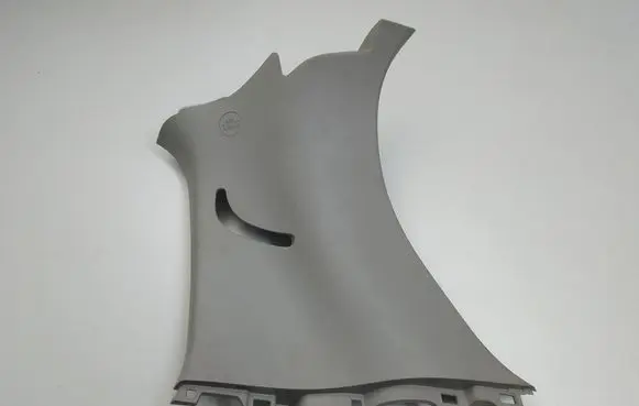 (D)pillar trim (top)