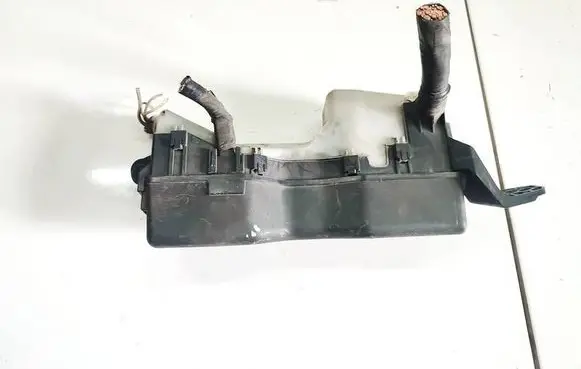 Toyota Avensis T250 Fuse box set