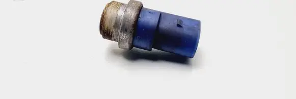 Volkswagen PASSAT B5 Coolant temperature sensor 8D0959481B