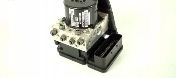 Volkswagen Golf VI ABS Pump 1K0614517CP 1K0907379BE