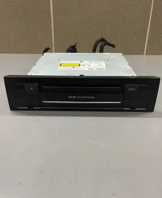 Audi Q7 4L Radio/CD/DVD/GPS head unit 4L2035670H
