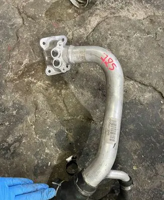 BMW 3 E92 E93 Coolant pipe/hose 7558523