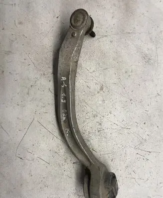 Audi A6 S6 C5 4B Front lower control arm/wishbone