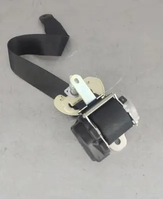 Lexus RX 450H Third row seat belt R085701 0106 Q076202