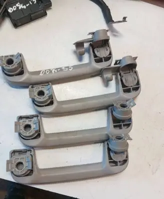 Volvo S60 A set of handles for the ceiling 31426032
