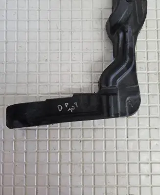 Peugeot 308 Other engine bay part 9677265180