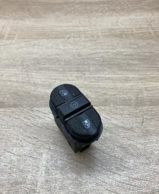 Volkswagen Sharan Windscreen/window heater switch 7M0959855