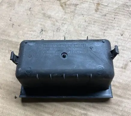 BMW 3 E36 Glove box central console 8119626