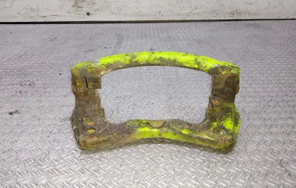 Mitsubishi Colt Front Brake Caliper Pad/Carrier 