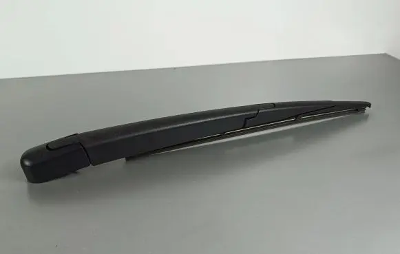 SsangYong Rexton Rear wiper blade arm