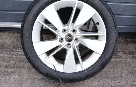 Audi A4 S4 B5 8D R18 alloy rim 