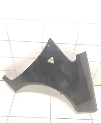 Mitsubishi Colt Fender
