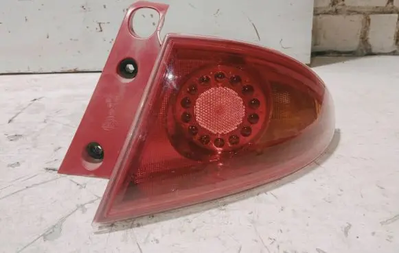 Seat Leon (1P) Rear/tail lights 98205400 98205200 98205600